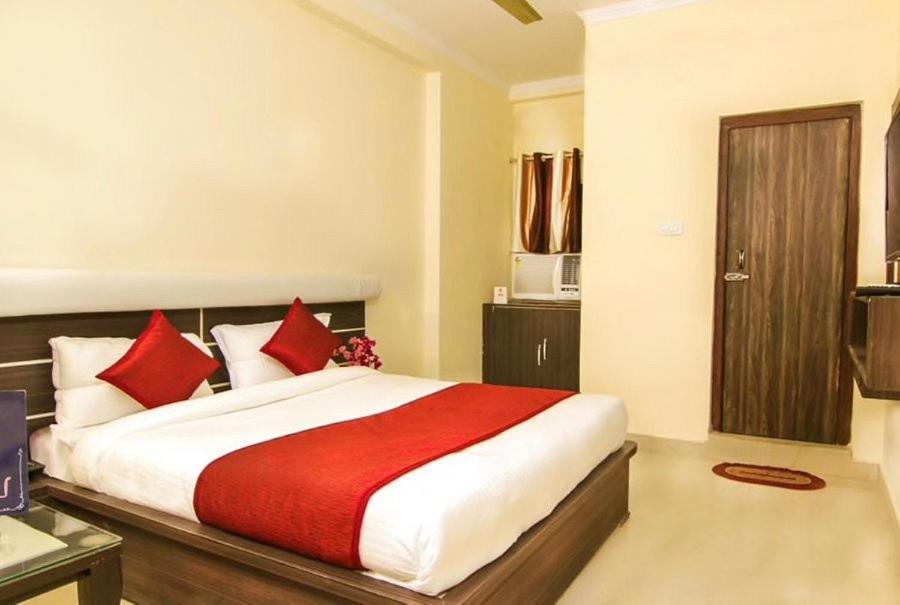 نيودلهي The Hotel Grace Place Inn المظهر الخارجي الصورة