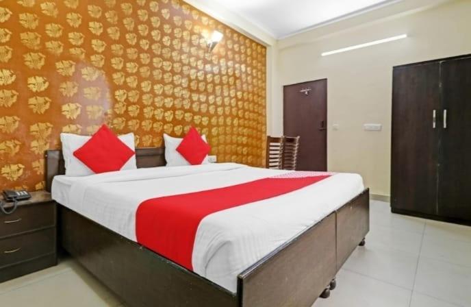 نيودلهي The Hotel Grace Place Inn المظهر الخارجي الصورة