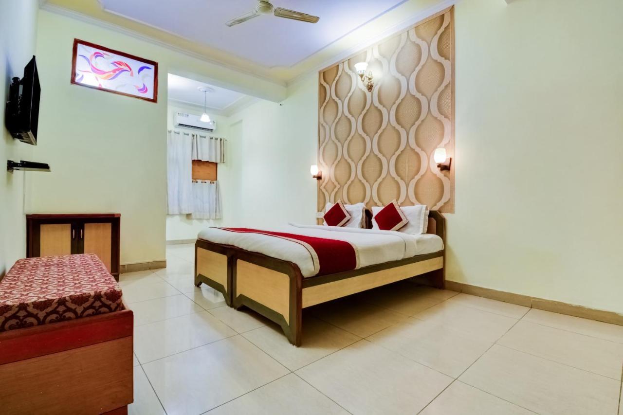نيودلهي The Hotel Grace Place Inn المظهر الخارجي الصورة