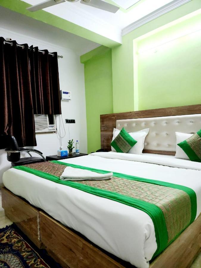 نيودلهي The Hotel Grace Place Inn المظهر الخارجي الصورة