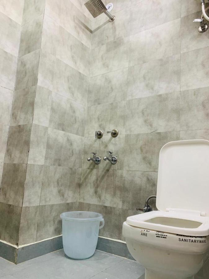 نيودلهي The Hotel Grace Place Inn المظهر الخارجي الصورة