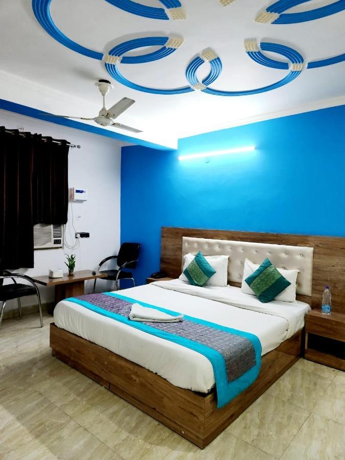 نيودلهي The Hotel Grace Place Inn المظهر الخارجي الصورة