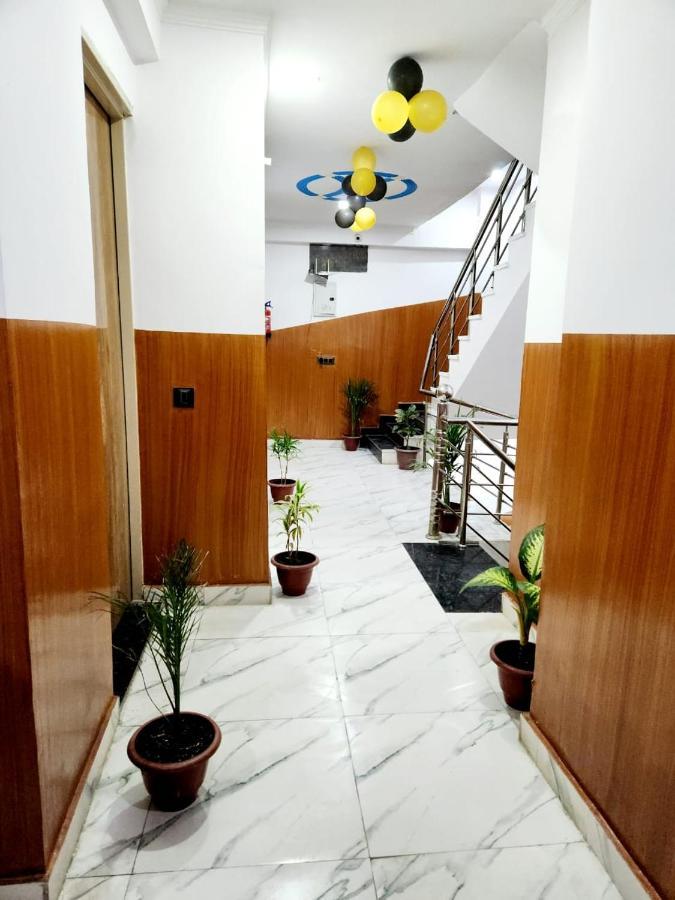نيودلهي The Hotel Grace Place Inn المظهر الخارجي الصورة