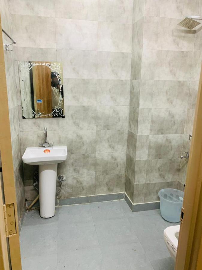 نيودلهي The Hotel Grace Place Inn المظهر الخارجي الصورة